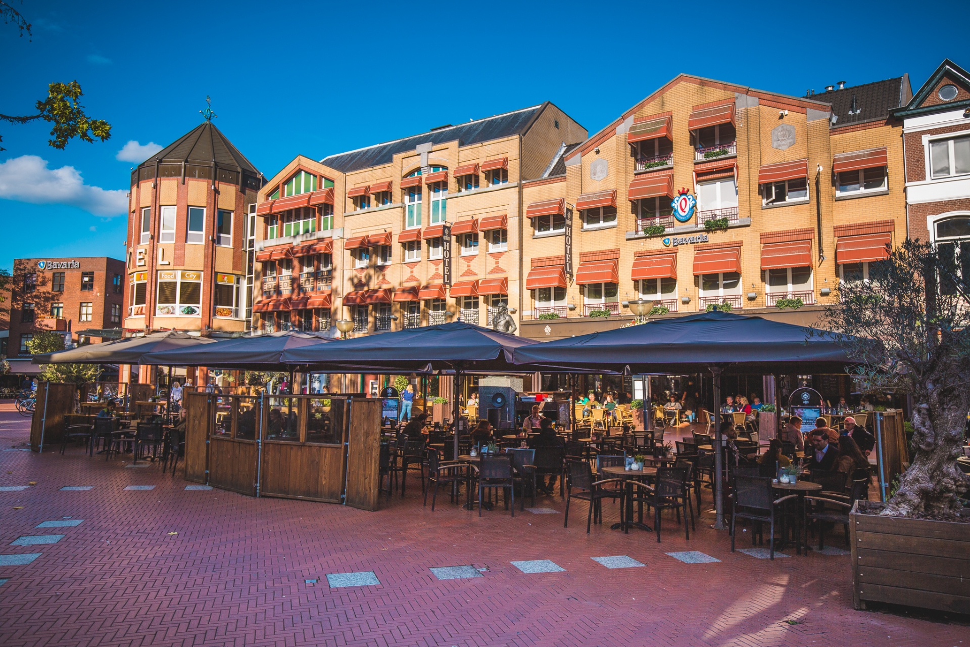 Stay in the City of Lights